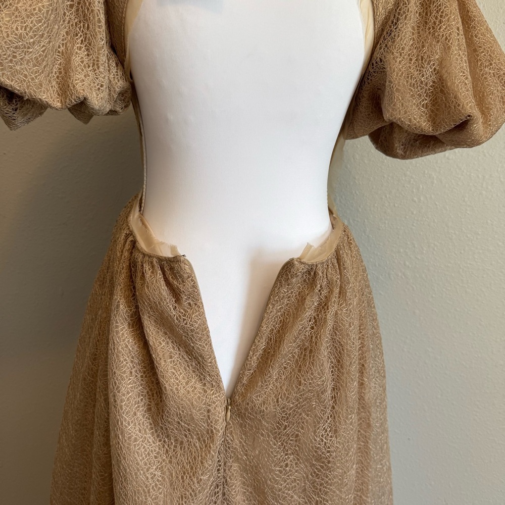 NWT Klesis Open Back Pearl‎ Midi Dress Puffed Sleeve Textured Tan Neutral Small - Picture 9 of 12